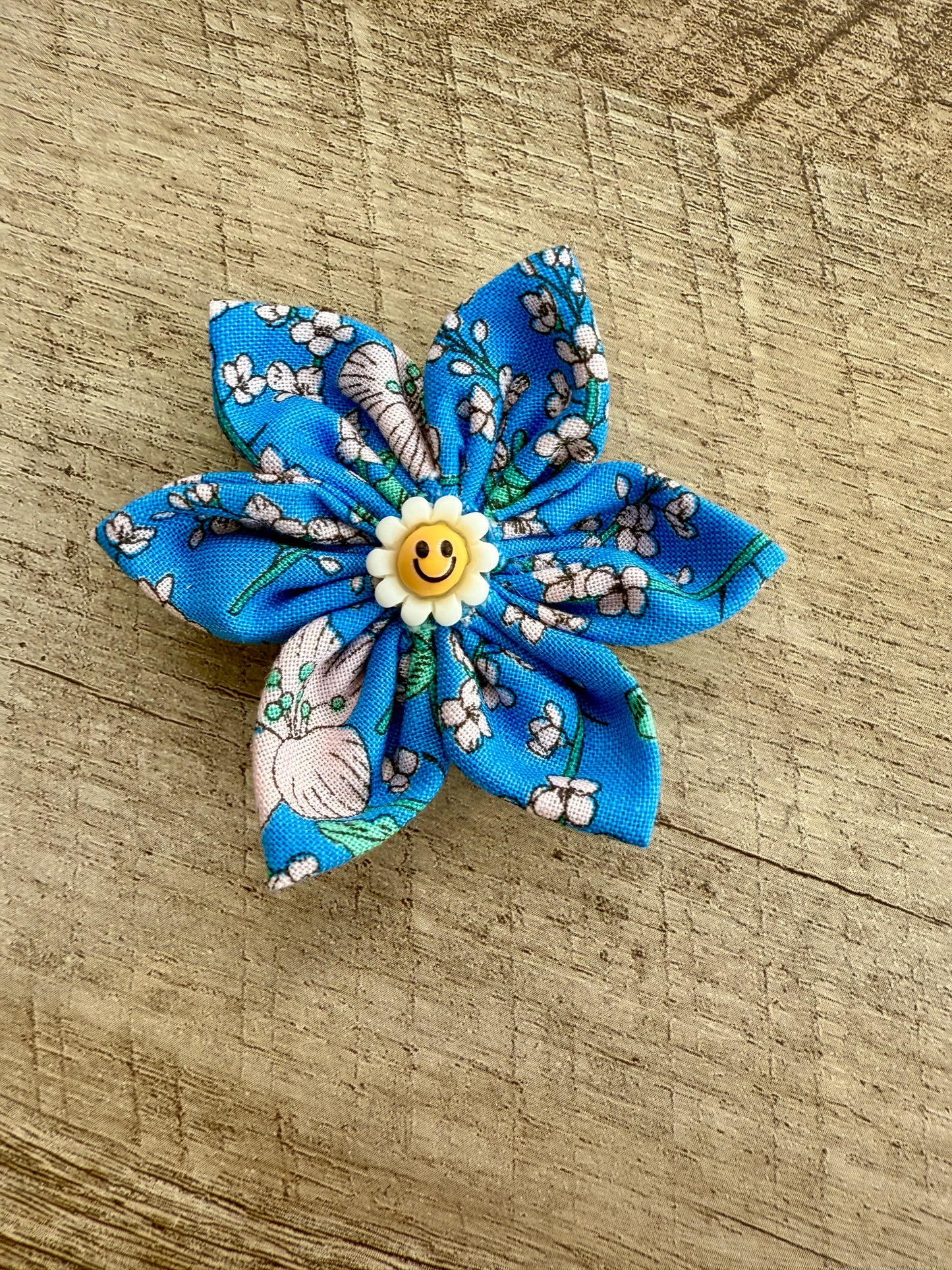 Collar Flowers