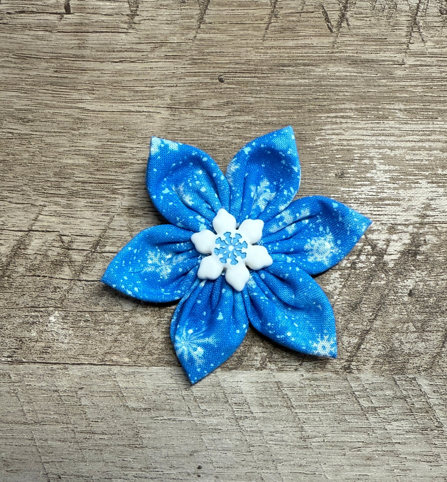 Collar Flowers